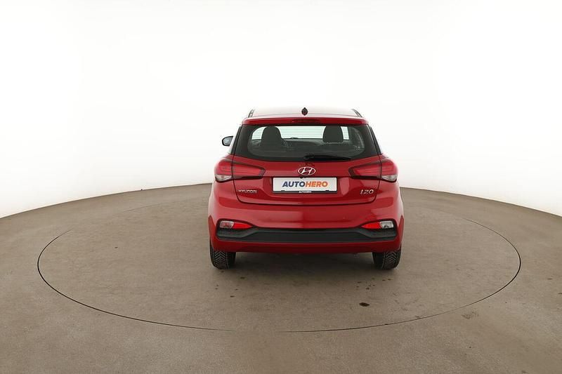 Gebraucht Hyundai i20 Trend 2018 Violett Limousine