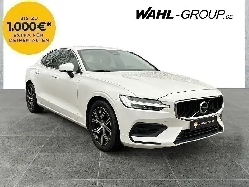 Gebraucht Volvo S60 197 PS (144 kW) 2024 Weiß Limousine