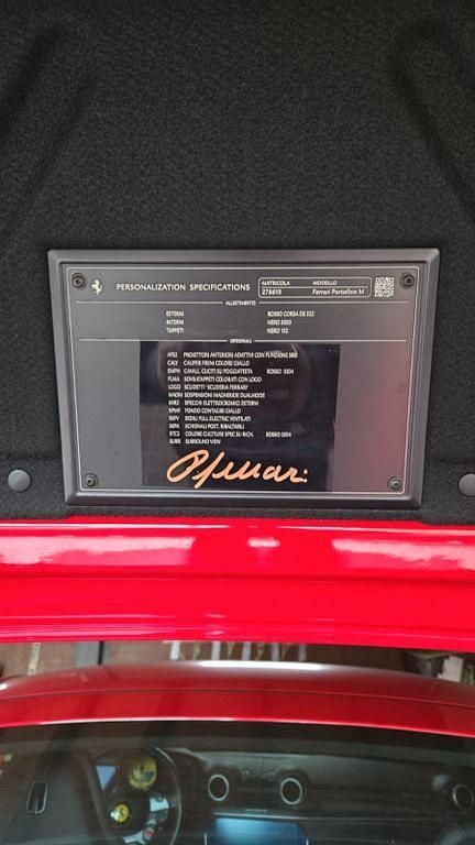 Gebraucht Ferrari Portofino 620 PS (456 kW) 2023 Rot Cabrio