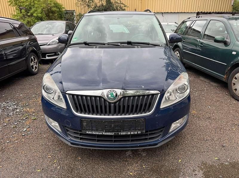 Braun Gebraucht 2010 Skoda Fabia Elegance Kombi | 2.300 € (Superpreis) - Bild 1/4