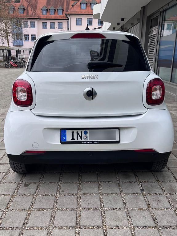 Gebraucht Smart ForFour Prime 71 PS (52 kW) 2015 Weiß Kleinwagen