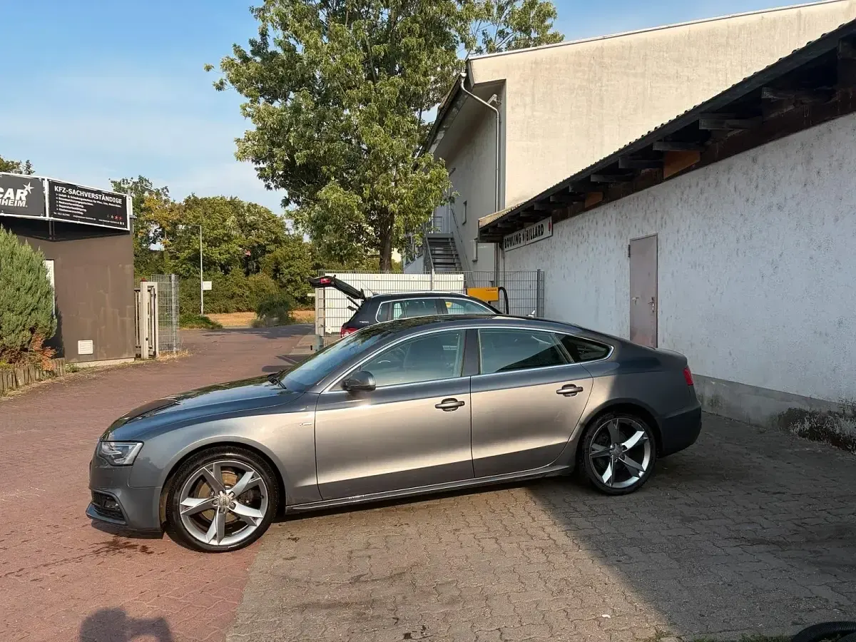 Gebraucht Audi A5 Sportback S-Line 177 PS (130 kW) 2014 Grau Kleinwagen