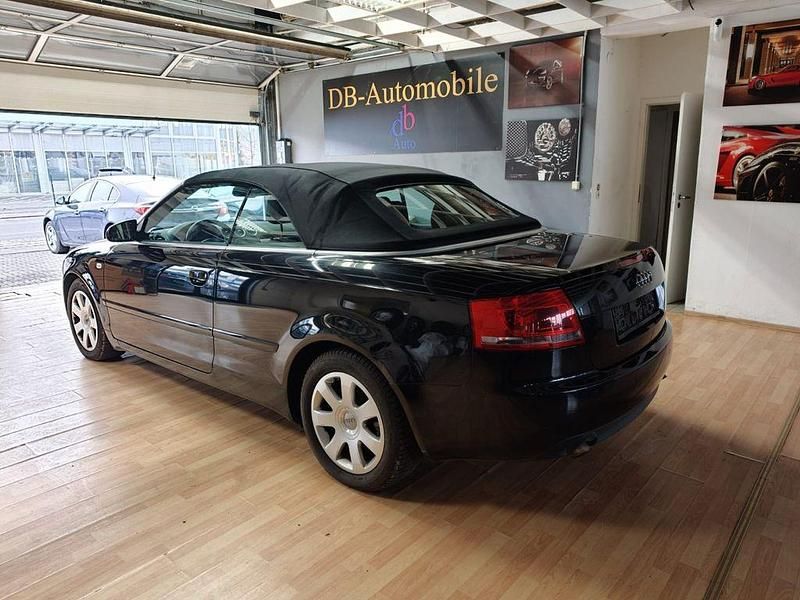 Gebraucht Audi A4 Cabriolet S-Line 140 PS (102 kW) 2008 Schwarz Cabrio