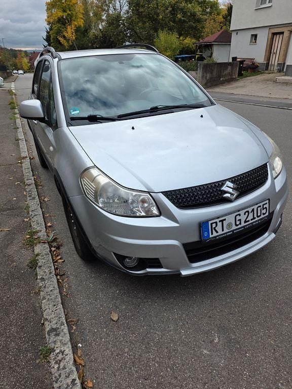 Gebraucht Suzuki SX4 Comfort 120 PS (88 kW) 2009 Silber Limousine