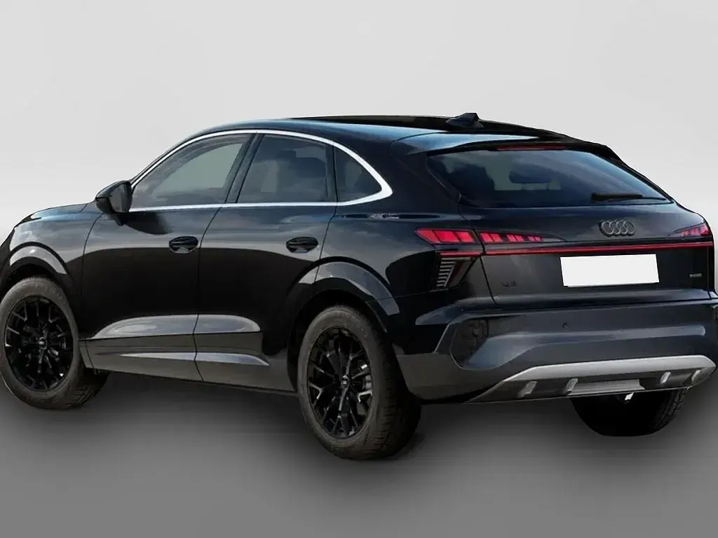 Neu Audi Q3 Ambiente 204 PS (150 kW) 2026 Schwarz SUV