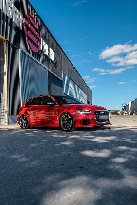 Gebraucht Audi RS3 Sportback 467 PS (343 kW) 2017 Rot Kleinwagen