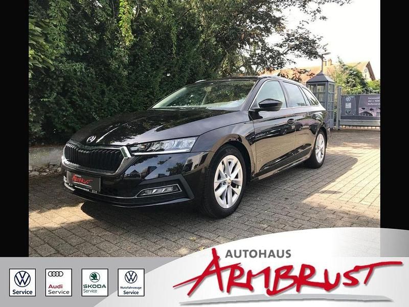 Schwarz (black magic perleffekt (schwarz)) Gebraucht 2021 Skoda Octavia Style Kombi | 20.650 € (Fairer Preis) - Bild 1/4