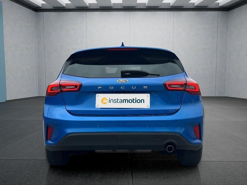 Second-hand Ford Focus 125 CP (91 kW) 2023 Albastru Hatchback
