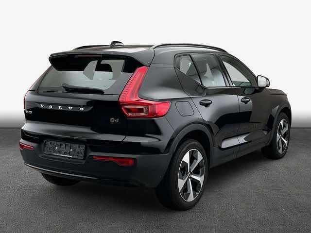 Gebraucht Volvo XC40 145 PS (106 kW) 2023 SUV