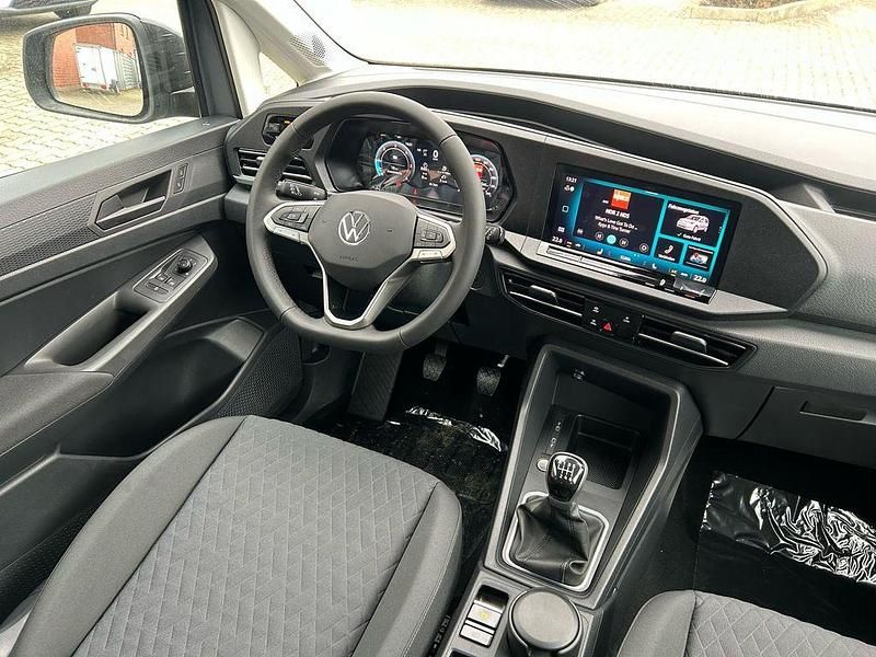 Neu VW Caddy Maxi Life 102 PS (75 kW) 2026 Pure grey Van / Kleinbus