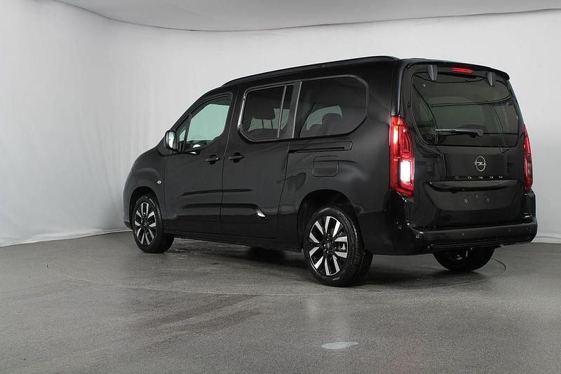 Neu Opel Combo Life 131 PS (96 kW) 2026 Schwarz Van / Kleinbus