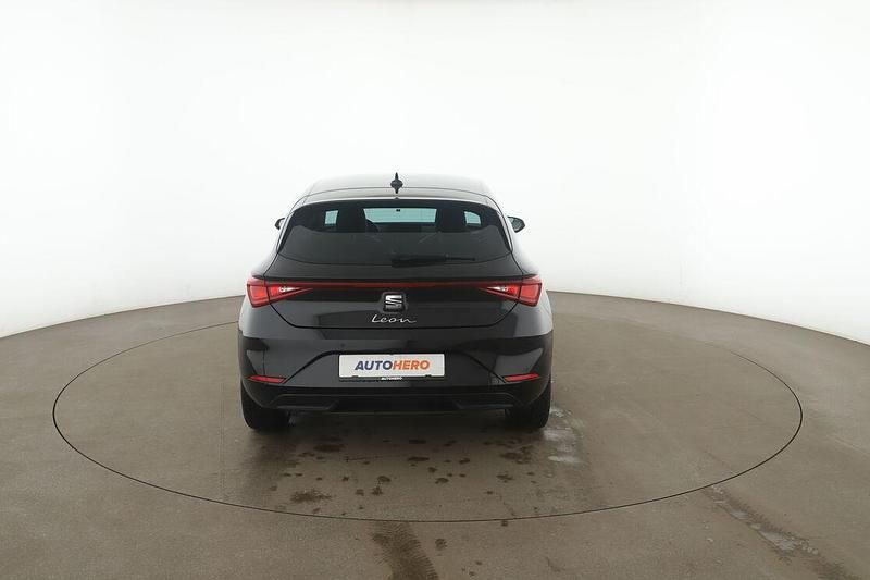 Gebraucht Seat Leon XCELLENCE 110 PS (80 kW) 2023 Schwarz Limousine