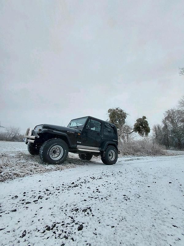 Gebraucht Jeep Wrangler 180 PS (132 kW) 1992 Schwarz SUV
