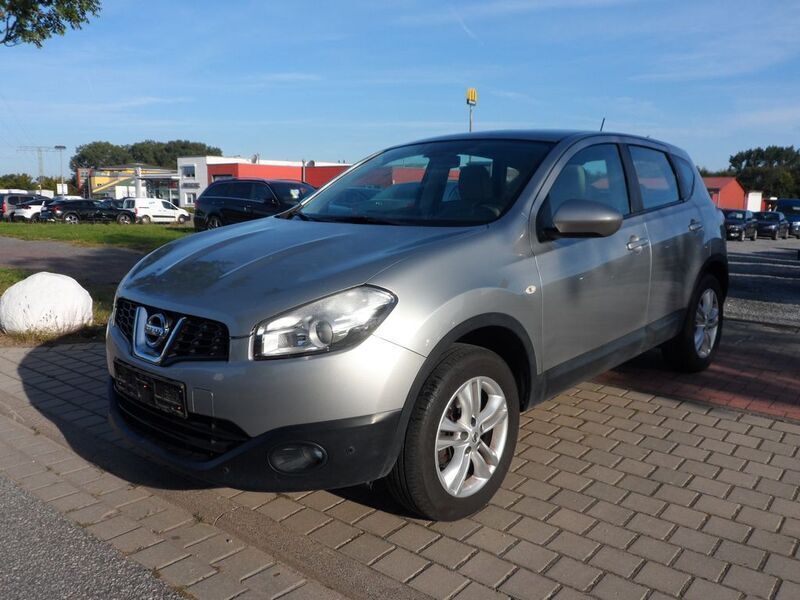 Silber Gebraucht 2011 Nissan Qashqai Acenta SUV | 8.990 € (Etwas zu teuer) - Bild 1/4
