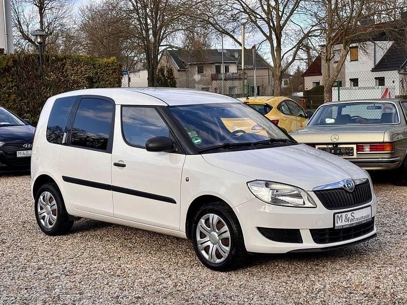 Gebraucht Skoda Roomster Plus Edition 69 PS (50 kW) 2012 Weiß Van / Kleinbus