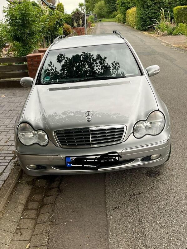Silber Gebraucht 2003 Mercedes C240 Elegance Kombi | 2.500 € (Superpreis) - Bild 1/4