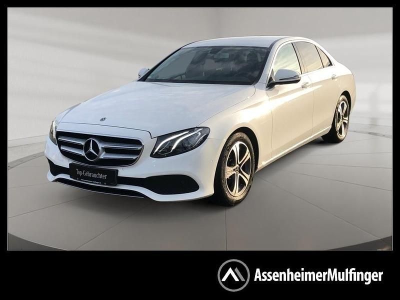 Unilack polarweiß Gebraucht 2018 Mercedes E200 Avantgarde Limousine | 23.813 € (Fairer Preis) - Bild 1/4