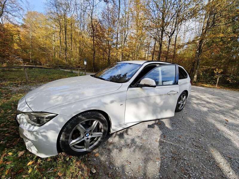 Weiß Gebraucht 2016 BMW 340 M Sport Kombi | 25.000 € (Fairer Preis) - Bild 1/4