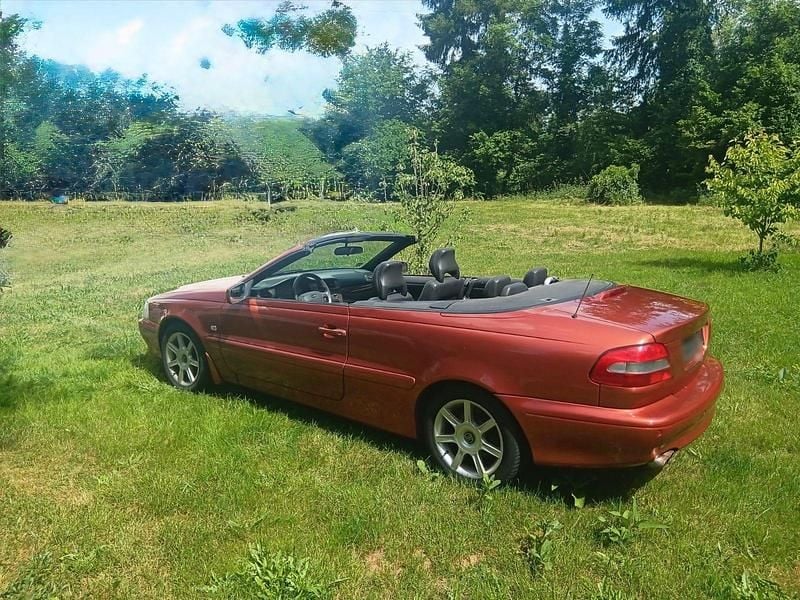 Second-hand Volvo C70 163 CP (119 kW) 2000 Cabrio