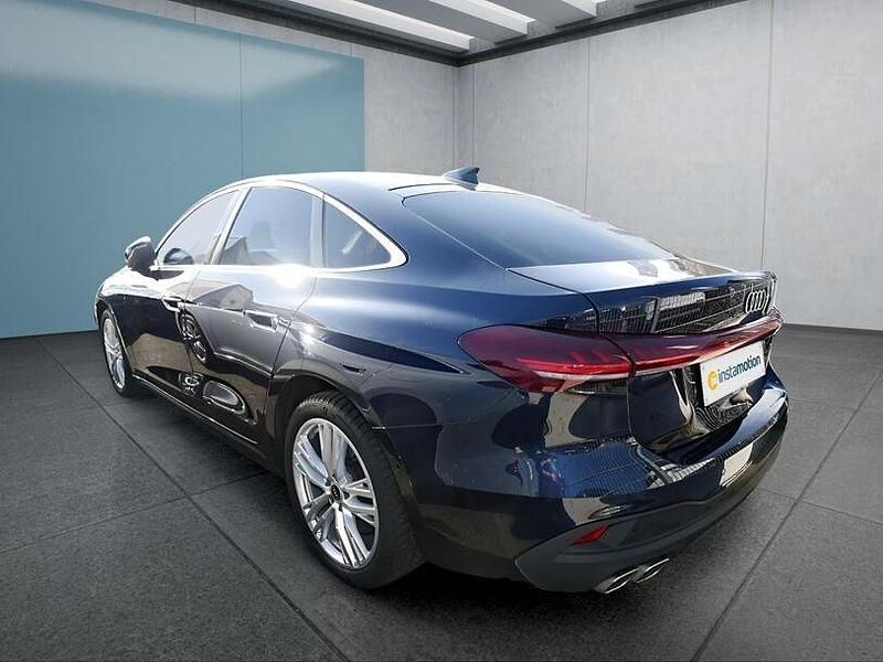 Second-hand Audi A5 204 CP (150 kW) 2025 Albastru Berlinǎ