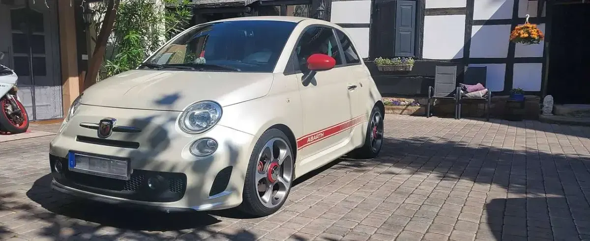 Gebraucht Fiat 500 Abarth 135 PS (99 kW) 2014 Limousine