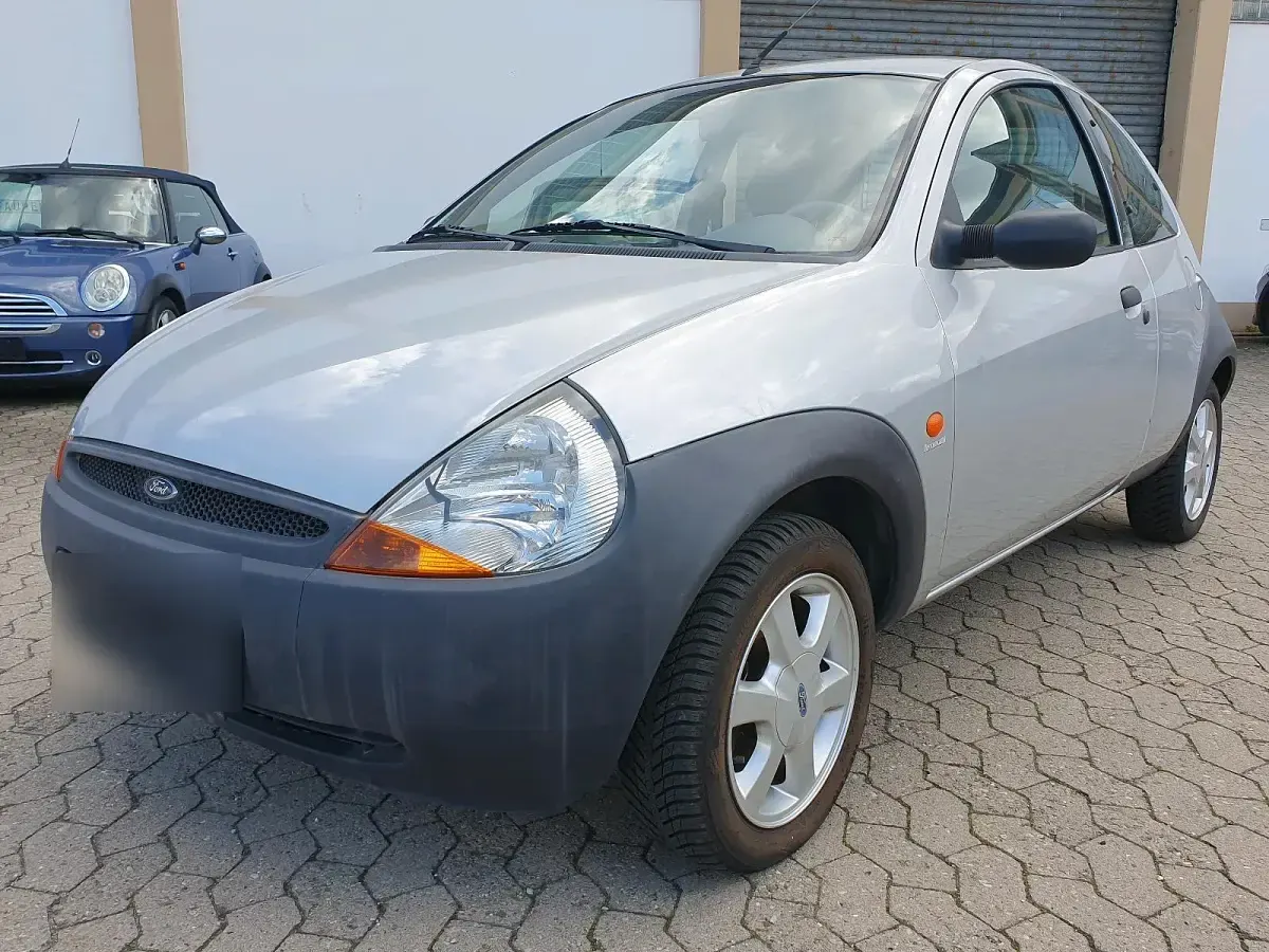 Usata Ford Ka 60 CV (44 kW) 2000 Argento Utilitaria