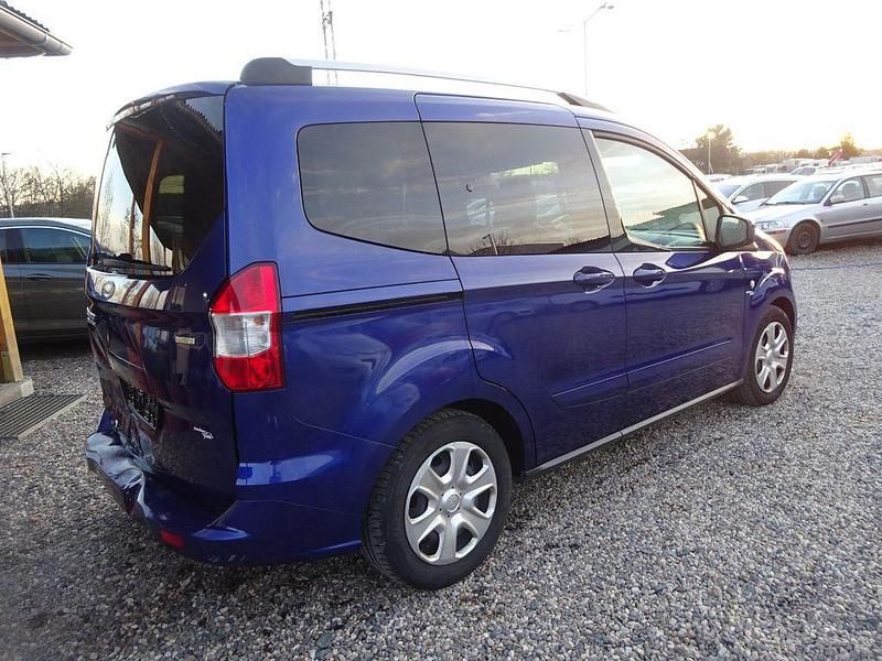 Gebraucht Ford Tourneo Courier Trend 101 PS (74 kW) 2016 Blau Van / Kleinbus