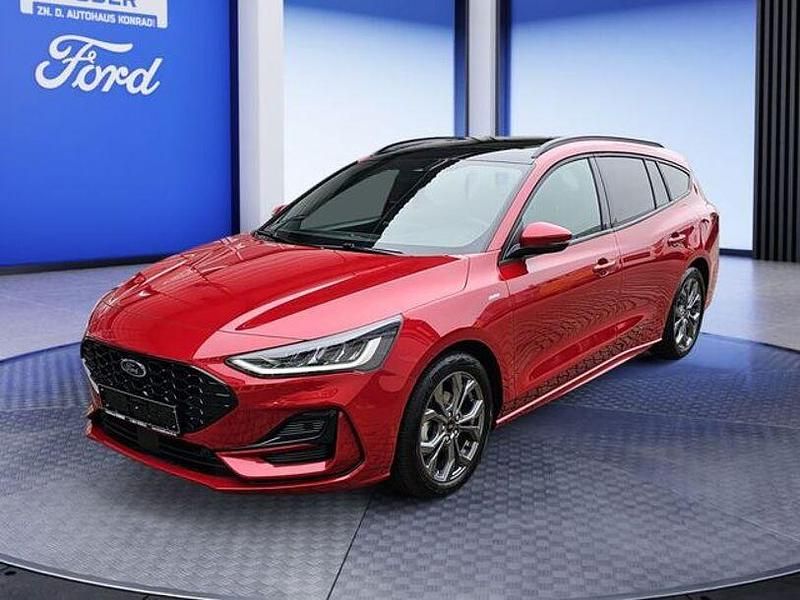 Gebraucht Ford Focus ST-Line X 125 PS (91 kW) 2023 Fantasticrot metallic Kombi