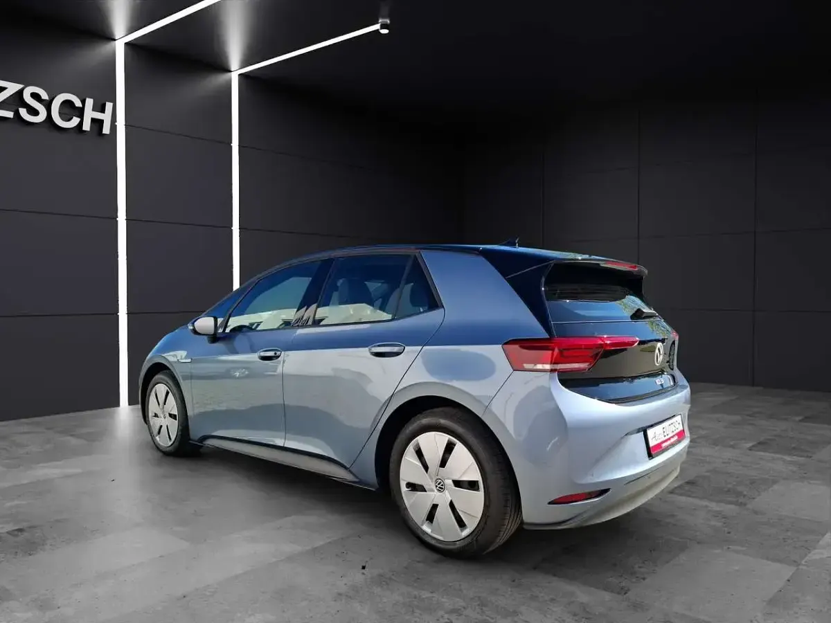 Gebraucht VW ID.3 Pure 110 kW (150 PS) 2021 Stonewashed blue metallic Kleinwagen