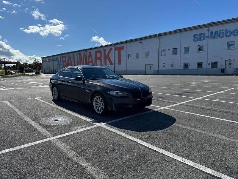 Second-hand BMW 530 258 CP (189 kW) 2014 Maro Berlinǎ