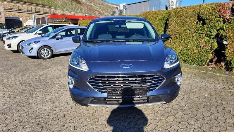 Gebraucht Ford Kuga Titanium 152 PS (111 kW) 2021 SUV