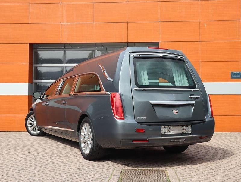 Gebraucht Cadillac XTS 305 PS (224 kW) 2018 Grau Limousine