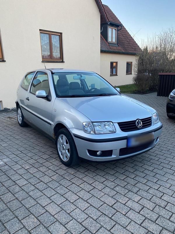 Gebraucht VW Polo 75 PS (55 kW) 2001 Silber Kleinwagen