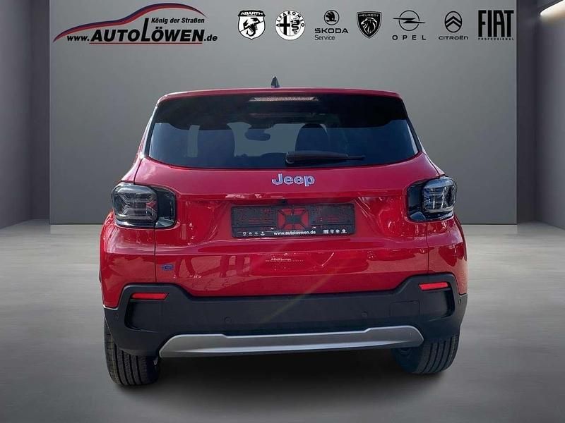 Neu Jeep Avenger EV Altitude 114 kW (156 PS) 2025 Ruby red SUV