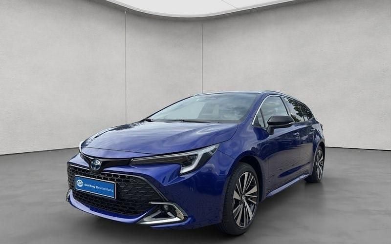 Neu Toyota Corolla 178 PS (130 kW) 2025 Blau Kombi