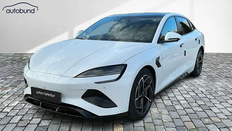 Neu BYD Seal Design 230 kW (313 PS) 2025 Weiss / polarwhite Limousine