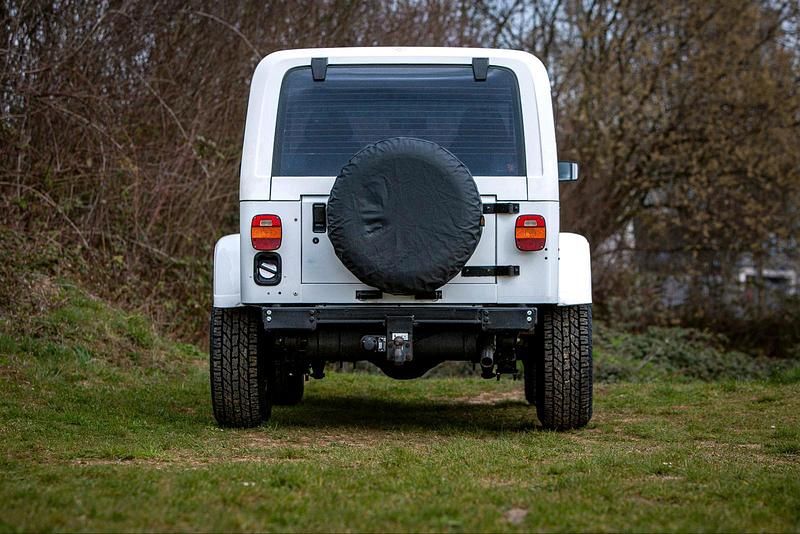 Gebraucht Jeep Wrangler 121 PS (88 kW) 1989 Weiß SUV