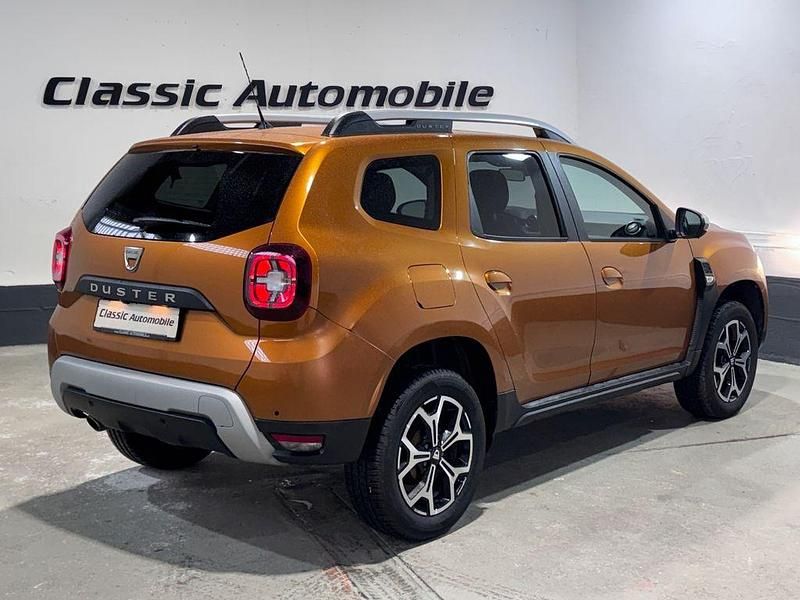Gebraucht Dacia Duster Prestige 109 PS (80 kW) 2018 Orange SUV