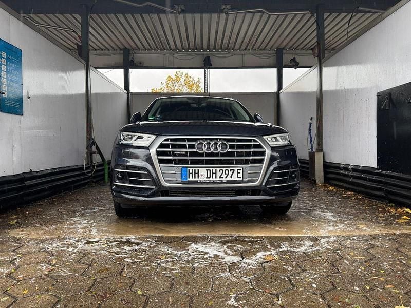 Blau Gebraucht 2020 Audi Q5 S-Line SUV | 26.990 € (Fairer Preis) - Bild 1/4