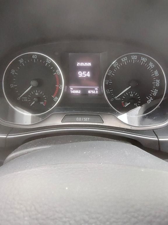 Gebraucht Skoda Fabia Cool Plus 60 PS (44 kW) 2018 Grün Limousine