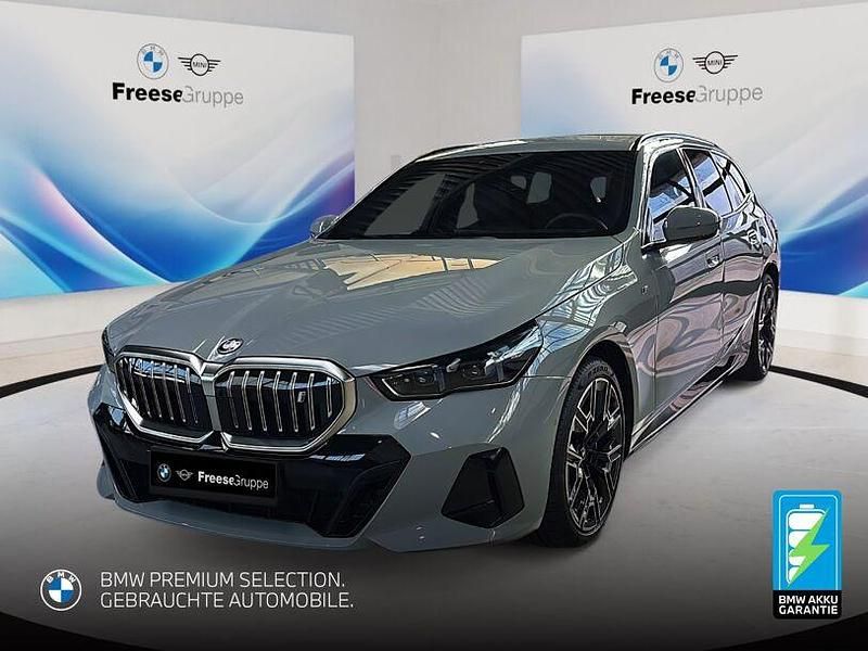 Grau Gebraucht 2024 BMW i5 M Sport Limousine | 59.990 € (Fairer Preis) - Bild 1/4