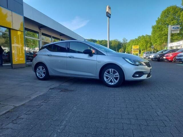Gebraucht Opel Astra Ultimate 145 PS (106 kW) 2021 M2) (silber Limousine