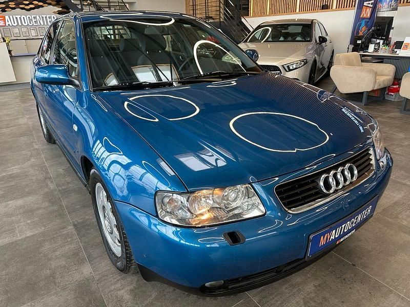 Gebraucht Audi A3 Ambiente 150 PS (110 kW) 2002 Blau Kleinwagen
