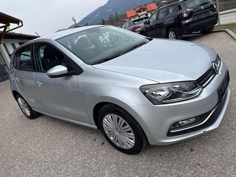 Gebraucht VW Polo Comfortline 90 PS (66 kW) 2016 Silber Limousine