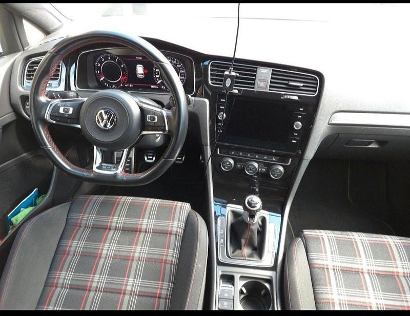 Gebraucht VW Golf VII GTI 245 PS (180 kW) 2018 Weiß Limousine