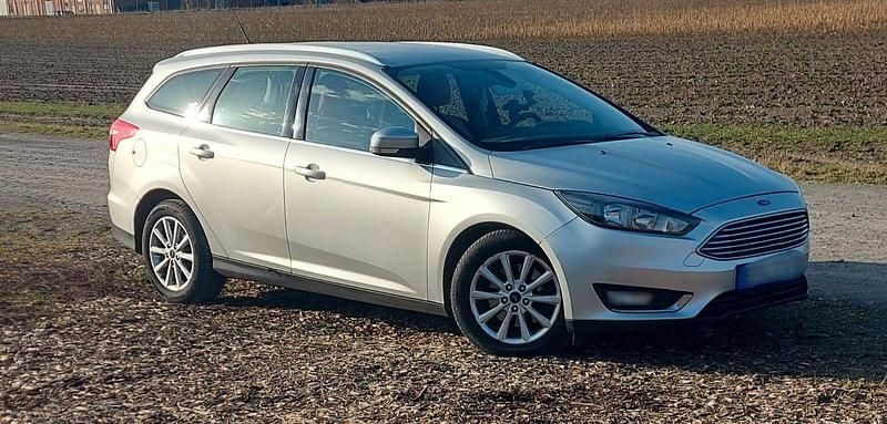 Gebraucht Ford Focus Business Edition 150 PS (110 kW) 2015 Grau Kombi