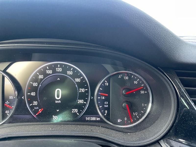 Gebraucht Opel Insignia 170 PS (125 kW) 2017 Silber Kombi