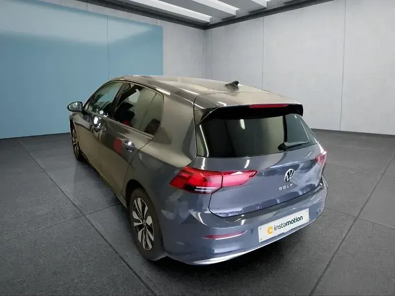 Gebraucht VW Golf VIII 150 PS (110 kW) 2024 Grau Kleinwagen