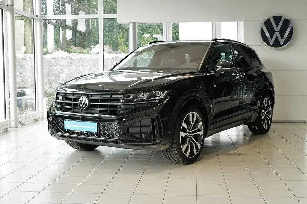 Gebraucht VW Touareg R-line 286 PS (210 kW) 2025 Grenadillschwarz metallic SUV