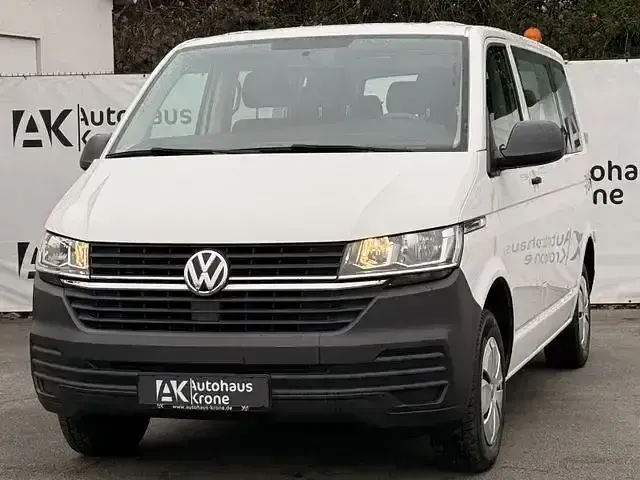Gebraucht VW Caravelle Trendline 110 PS (80 kW) 2021 Weiß Van